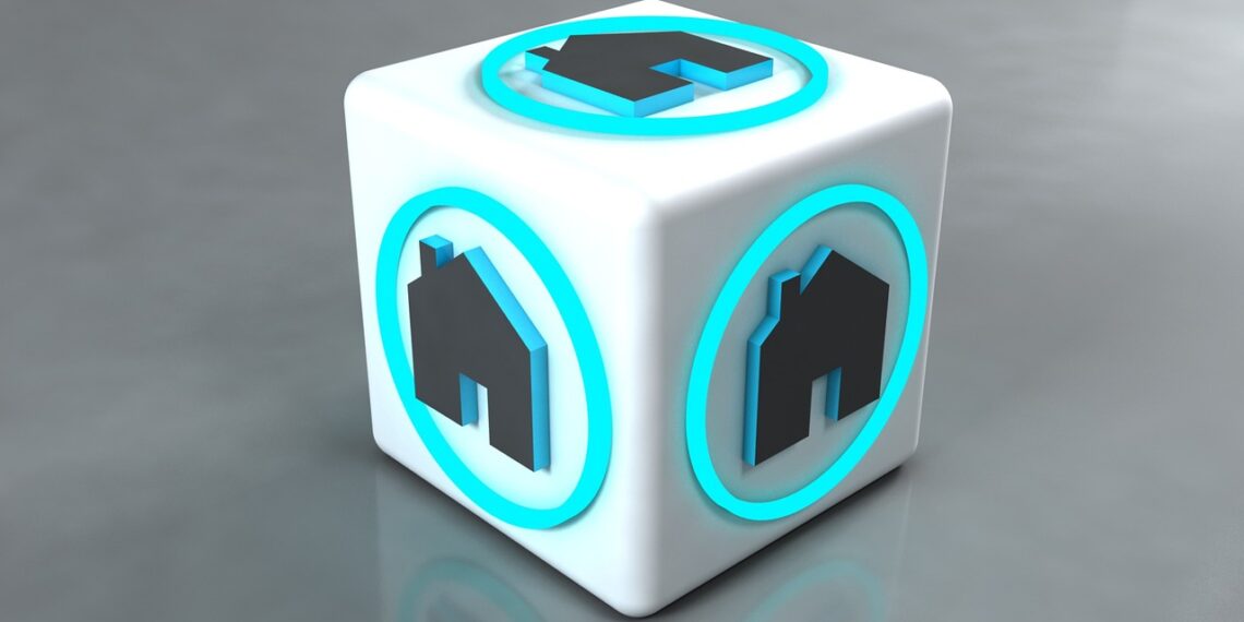 금리 동결 속 물가 급등세 지속, 내년 상반기까지 목표 초과 전망