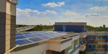 가정용 배터리 수요 폭발적 증가, 주택 태양광 설치 증가세는 정점 지나 둔화