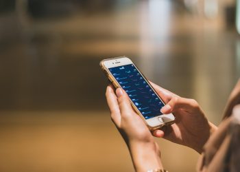 중동 전쟁 속 펀드매니저 투자 전략, 내수·광산·사이버보안에 집중, 금과 에너지주는 신중