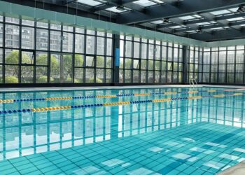 캔터베리 뱅스타운 수영장 스마트 안경 사용 전면 금지..NSW 최초 조치, 몰래 촬영 우려 속 장애인 등은 예외